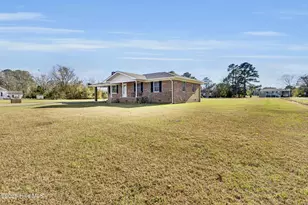 16 Elm St, Vandemere, NC 28587 - Photo 27