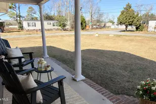16 Elm St, Vandemere, NC 28587 - Photo 3