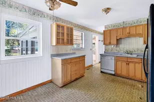 233 Normandy Dr, Wilmington, NC 28412 - Photo 19
