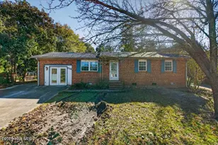 233 Normandy Dr, Wilmington, NC 28412 - Photo 3