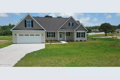 118 Cripple Creek Drive, Swansboro, NC 28584 - Photo 1