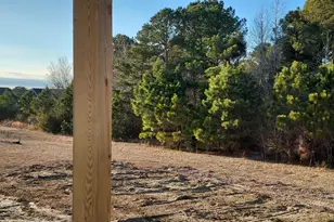 121 Rolling Water Ln, Swansboro, NC 28584 - Photo 3