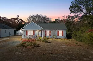 161 NE 7th St, Oak Island, NC 28465 - Photo 1