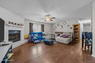 1004 Springdale Dr, Jacksonville, NC 28540 - Photo 11