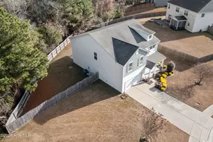 402 Boathouse Ct, Swansboro, NC 28584 - Photo 57