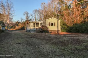 1145 S Parker Rd, Holly Ridge, NC 28445 - Photo 33