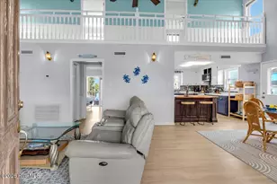 612 N Topsail Dr, Surf City, NC 28445 - Photo 9