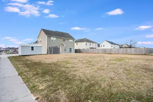 302 Esquire Dr, Richlands, NC 28574 - Photo 71