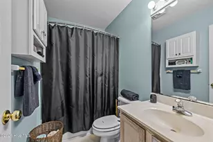 404 Bogue Inlet Dr, Emerald Isle, NC 28594 - Photo 7