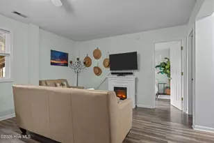 404 Bogue Inlet Dr, Emerald Isle, NC 28594 - Photo 23