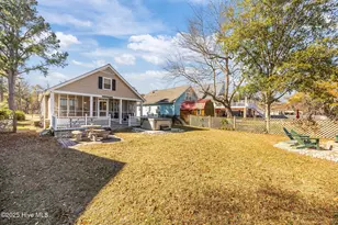 2517 Waccamaw Shores Rd, Lake Waccamaw, NC 28450 - Photo 33