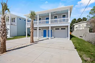 1516 Pinfish Ln, Carolina Beach, NC 28428 - Photo 1