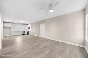 1516 Pinfish Ln, Carolina Beach, NC 28428 - Photo 7