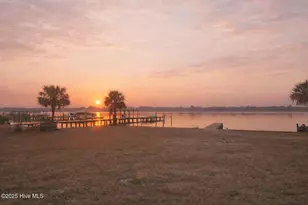 304 Madam Moores Ln, New Bern, NC 28562 - Photo 21