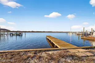 304 Madam Moores Ln, New Bern, NC 28562 - Photo 9