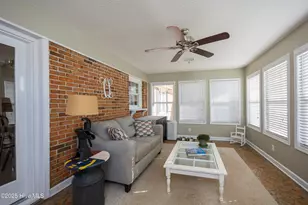 402 Willow Rd, Clinton, NC 28328 - Photo 11