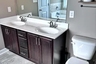 820 Tuscarora Trl, Jacksonville, NC 28546 - Photo 33