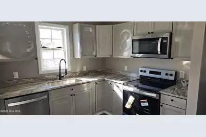 809 1st Street E, Ahoskie, NC 27910 - Photo 9
