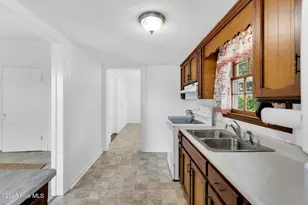 310 Chicopee Rd, Benson, NC 27504 - Photo 15