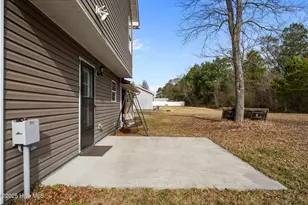 436 Huffmantown Rd, Richlands, NC 28574 - Photo 9
