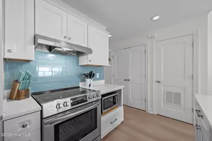 9100 Reed Dr, Emerald Isle, NC 28594 - Photo 17