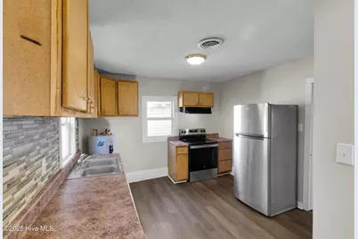 605 1st Avenue, New Bern, NC 28560 - Photo 9