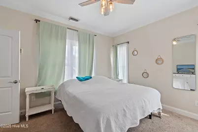 304 NE 47th Street, Oak Island, NC 28465 - Photo 5