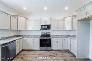 728 Regiment Rd, Jacksonville, NC 28546 - Photo 11