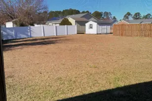 1646 New Bern St, Newport, NC 28570 - Photo 23