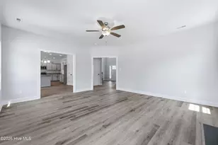 106 Sanctuary St, Jacksonville, NC 28546 - Photo 7