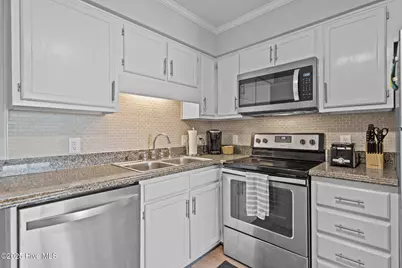 1404 Canal Drive #34, Carolina Beach, NC 28428 - Photo 5