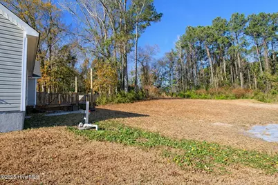 502 Daisy May Place, Jacksonville, NC 28540 - Photo 21