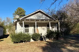 216 Crawford St, Bethel, NC 27812 - Photo 3