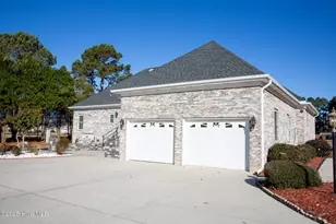 27 Stewart Cir, Whiteville, NC 28472 - Photo 15