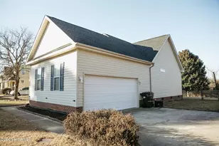 111 Woodcroft Dr, Goldsboro, NC 27534 - Photo 5