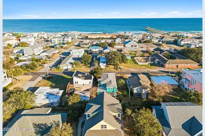 133 Fourth Avenue N, Kure Beach, NC 28449 - Photo 3