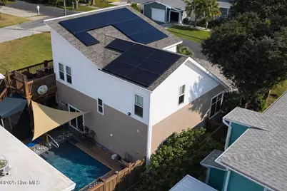 137 Fourth Avenue N, Kure Beach, NC 28449 - Photo 9