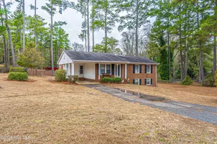 1213 Oak Ave, Hamlet, NC 28345 - Photo 1