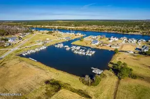 335 Country Club Ln, Newport, NC 28570 - Photo 47