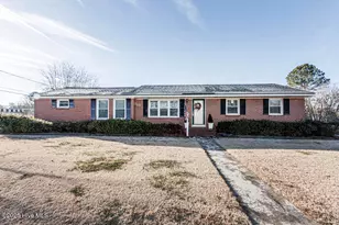 201 W Cross St, Nashville, NC 27856 - Photo 3