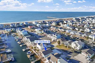 122 Sanford St, Holden Beach, NC 28462 - Photo 3