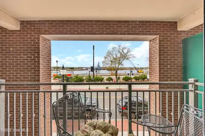 106 N Water Street, Wilmington, NC 28401 - Photo 9