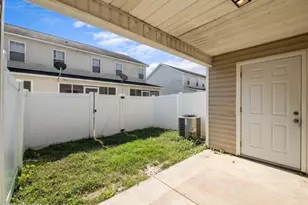 7009 Banister Loop, Jacksonville, NC 28546 - Photo 35