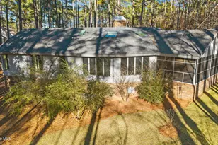 15740 Fox Ln, Wagram, NC 28396 - Photo 11