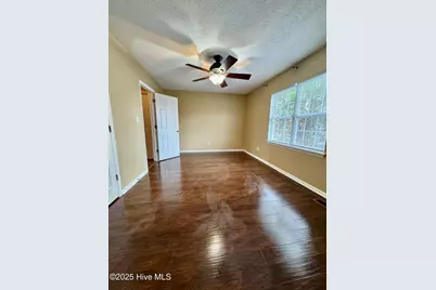 2506 Bluff View Court #B, Greenville, NC 27834 - Photo 15