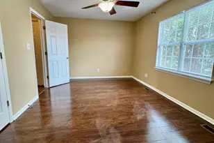2506 Bluff View Ct, Greenville, NC 27834 - Photo 15