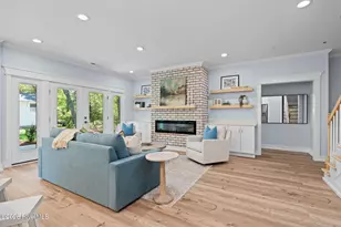 114 NE 31st St, Oak Island, NC 28465 - Photo 19