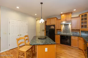 253 Devonshire Ave W, West End, NC 27376 - Photo 11