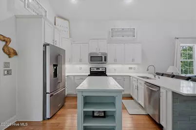 105 SE 17th Street, Oak Island, NC 28465 - Photo 7