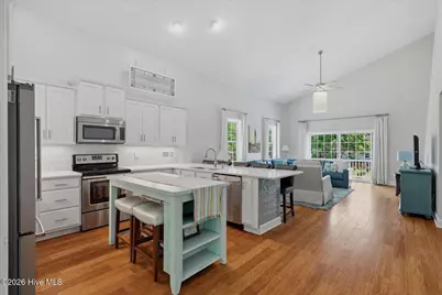 105 SE 17th Street, Oak Island, NC 28465 - Photo 5